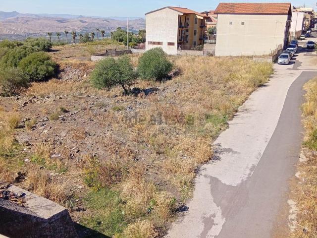 Terreno in vendita a Santa Maria Di Licodia, Sicilia