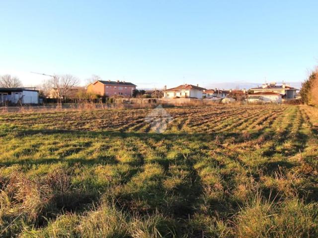 Terreno in vendita a Latisana, Friuli-Venezia Giulia