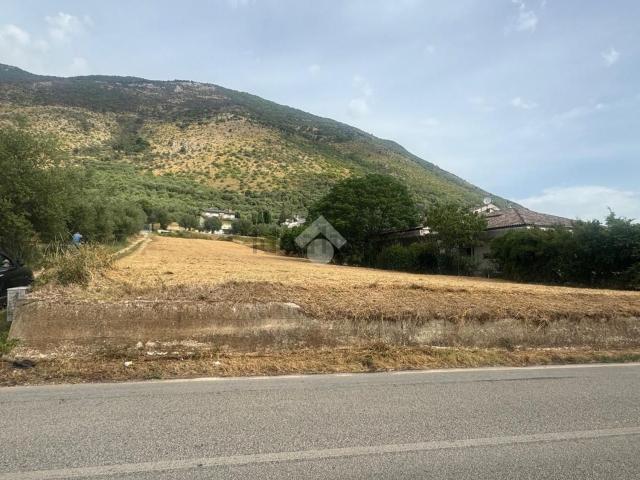 Terreno in vendita a Venafro, Molise