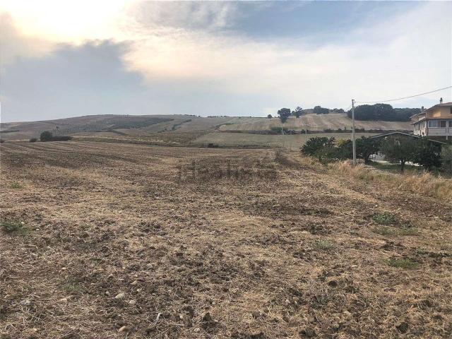 Terreno in vendita a Guglionesi, Molise