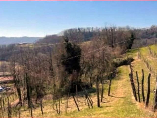 Terreno in vendita a Monte Di Malo, Veneto