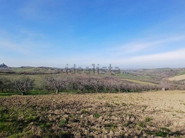 Terreno in vendita a Grotta Rossa, Rimini