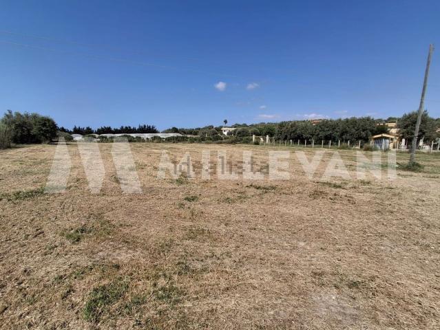 Terreno in vendita a Pozzallo, Ragusa