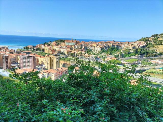 Terreno in vendita a Ventimiglia, Liguria