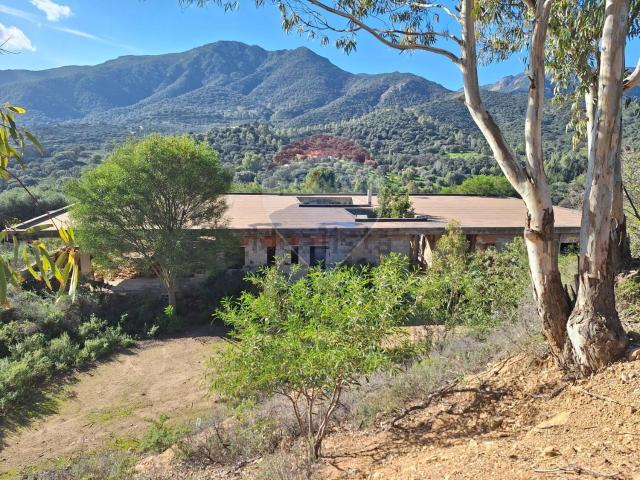 Terreno in vendita a Sarroch, Sardigna/Sardegna