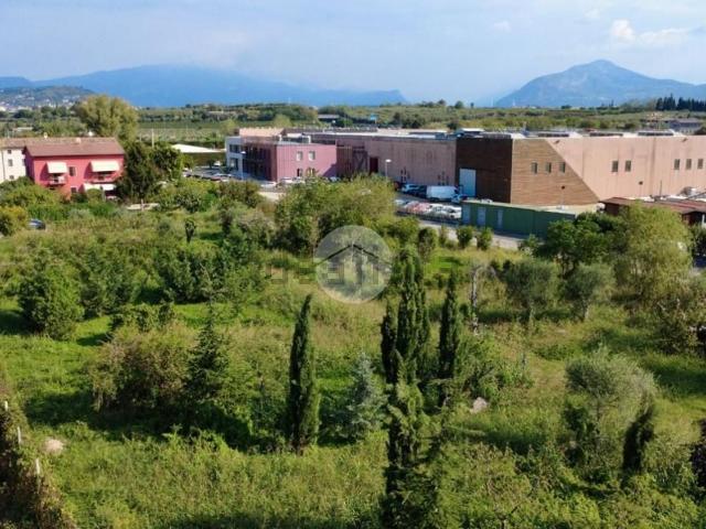 Terreno in vendita a Bardolino, Verona