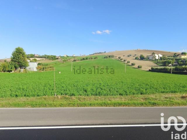 Terreno in vendita a Marche, Fermo