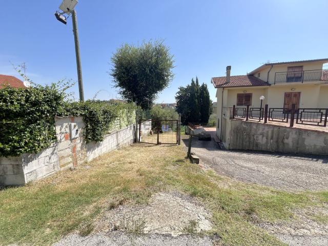 Terreno in vendita a Ginestra, San Giorgio del Sannio