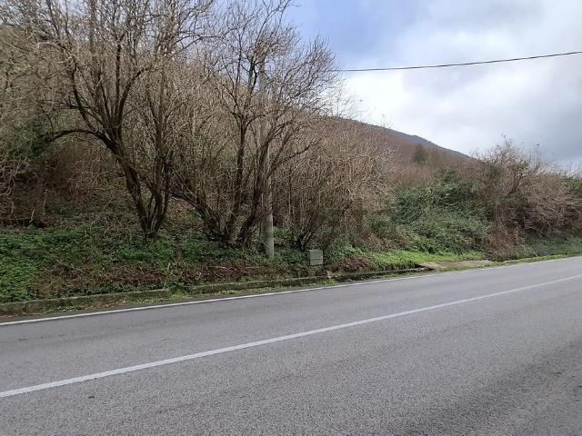 Terreno in vendita a Campi, Monteforte Irpino
