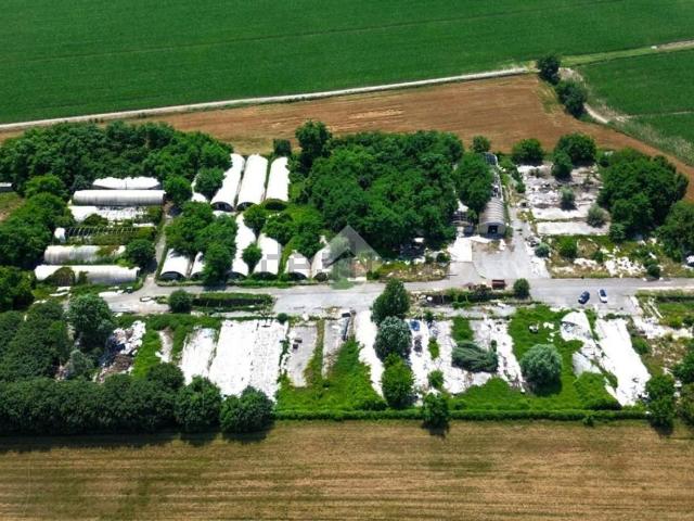 Terreno in vendita a Castelvetro Piacentino, Reggio Emilia