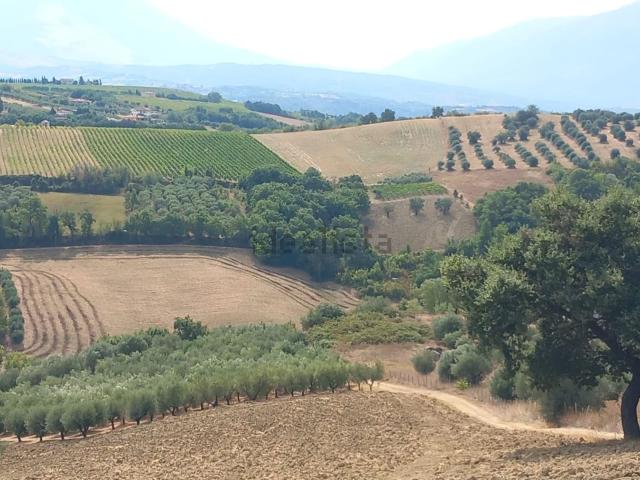 Terreno in vendita a Alanno, Abruzzo