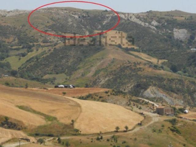 Terreno in vendita a Pietrapertosa