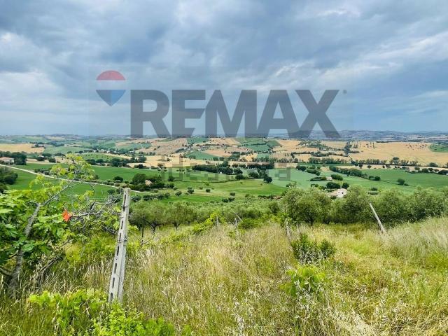 Terreno in vendita a Marche, Macerata