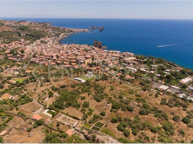 Terreno in vendita a Aci Castello, Sicilia