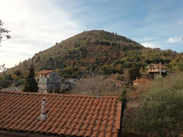 Terreno in vendita a Trecastagni, Sicilia