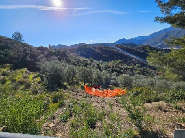 Terreno in vendita a Verrandi, Ventimiglia
