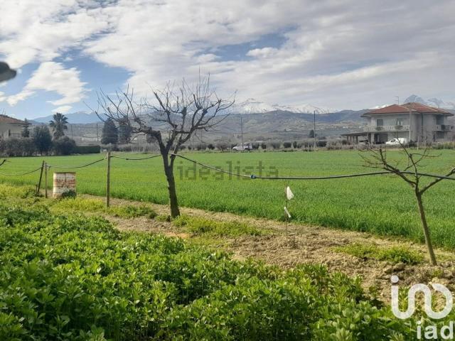 Terreno in vendita a Notaresco, Abruzzo