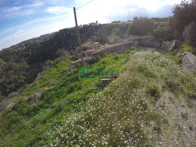 Terreno in vendita a Modica Alta, Ragusa