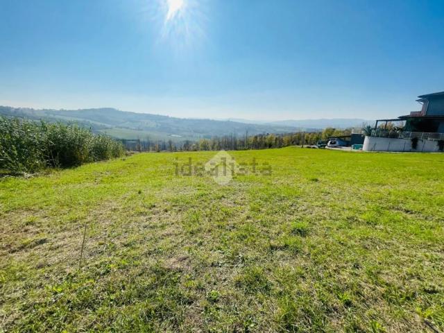 Terreno in vendita a Pirano Alto, Marche