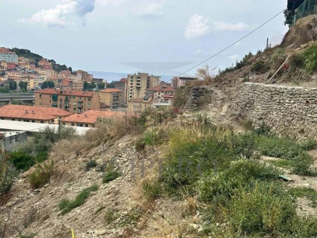 Terreno in vendita a Ventimiglia, Liguria