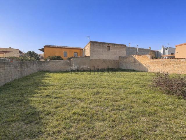 Terreno in vendita a Sanluri, Sardigna/Sardegna