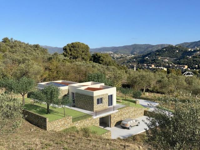 Terreno in vendita a Poggi Inferiore, Imperia