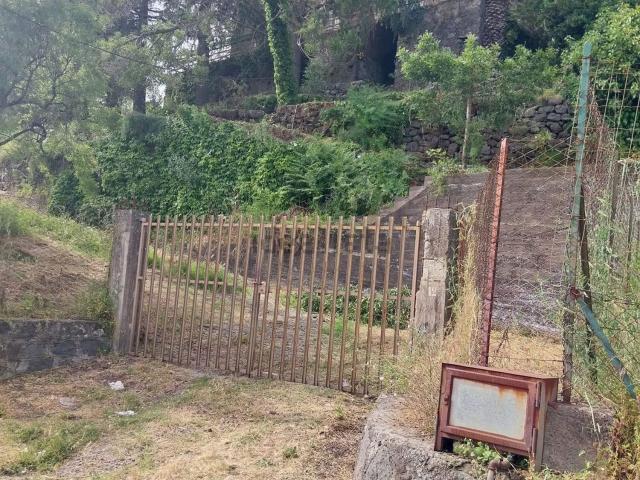 Terreno in vendita a Piedimonte Etneo, Sicilia