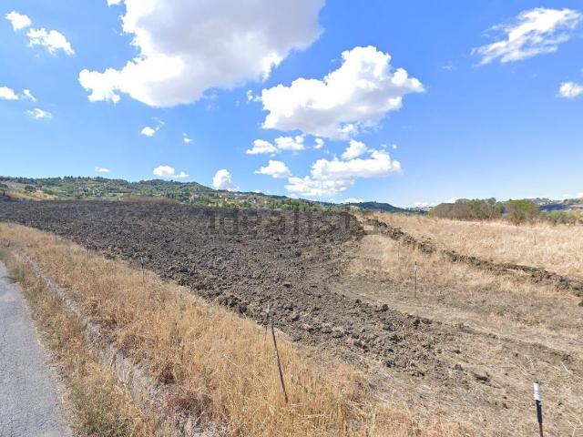 Terreno in vendita a Caltanissetta, Sicilia