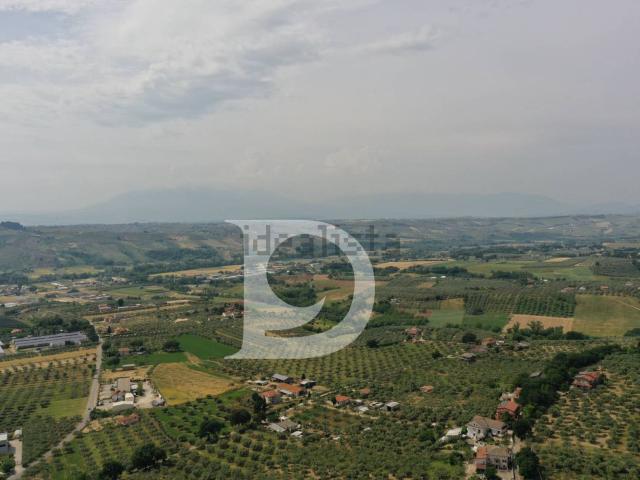 Terreno in vendita a Collecorvino, Abruzzo
