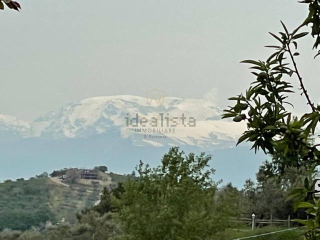 Terreno in vendita a Spoltore, Abruzzo