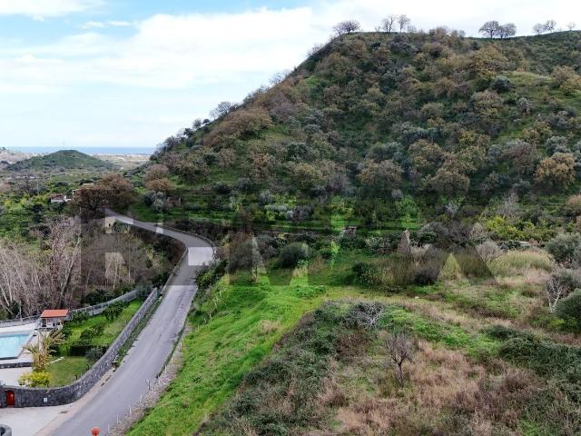 Terreno in vendita a Calatabiano, Catania
