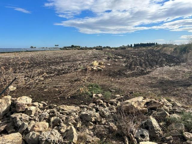 Terreno in vendita a Siracusa, Sicilia