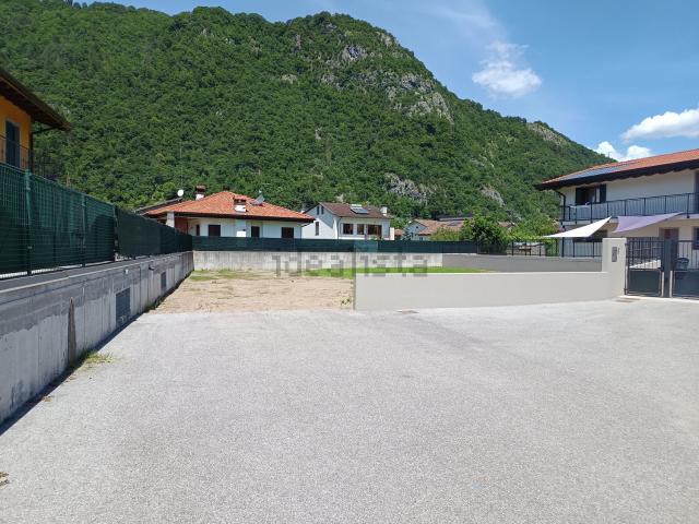 Terreno in vendita a Tolmezzo, Friuli-Venezia Giulia