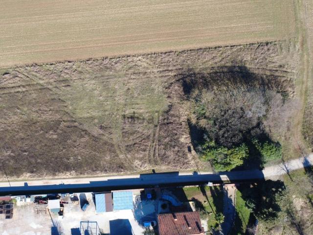 Terreno in vendita a Mossa, Friuli-Venezia Giulia