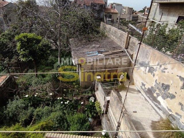 Terreno in vendita a Belpasso, Sicilia