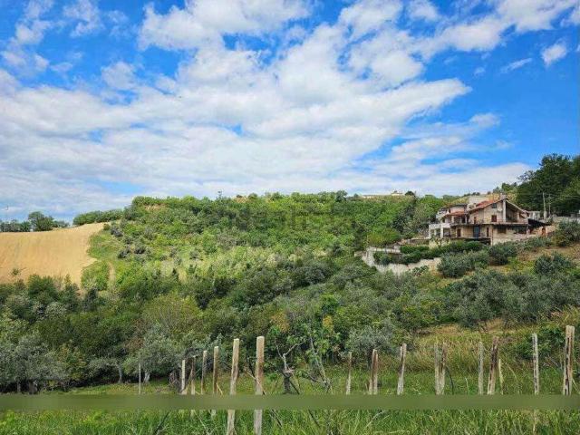 Terreno in vendita a Chieti, Abruzzo