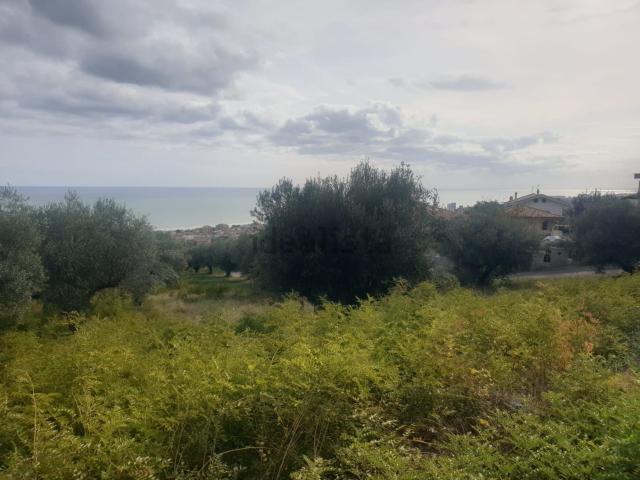 Terreno in vendita a San Silvestre, Silvi