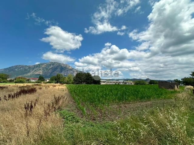Terreno in vendita a Montesarchio, Campania