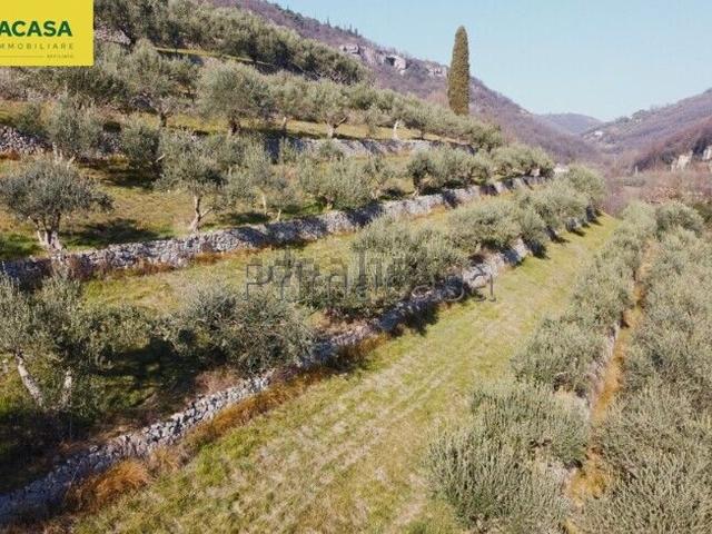 Terreno in vendita a Nord-Ovest, Brenzone