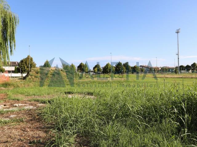 Terreno in vendita a Ravenna, Reggio Emilia