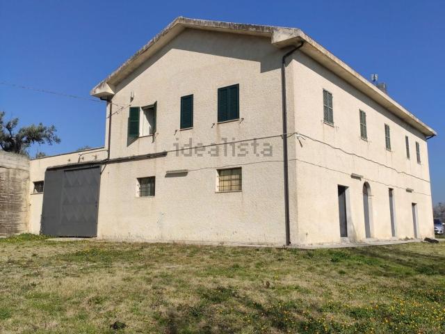 Terreno in vendita a Castiglione A Casauria, Abruzzo