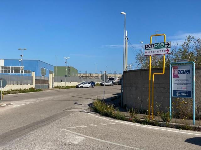 Terreno in vendita a Quartiere Paolo VI, Puglia