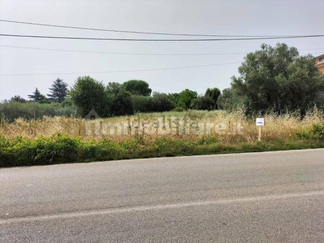 Terreno in vendita a Ortona, Abruzzo
