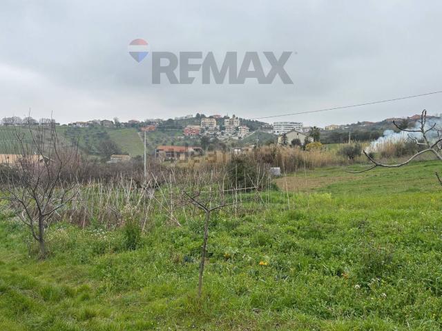 Terreno in vendita a Pescara Colli, Pescara