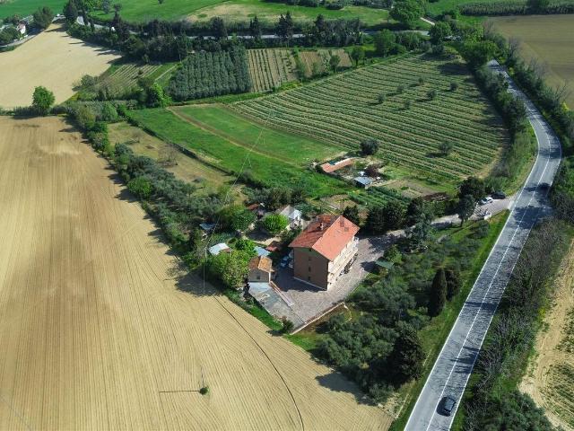 Terreno in vendita a Marche, Macerata