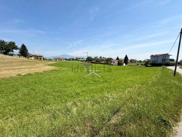 Terreno in vendita a Monte Di Malo, Veneto