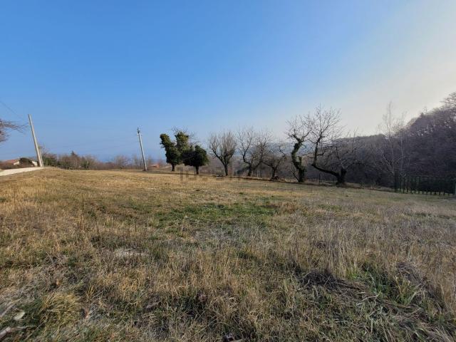 Terreno in vendita a Badia Calavena, Verona