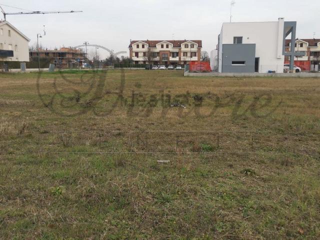 Terreno in vendita a Caselle de' Ruffi, Villanova Di Camposanpiero