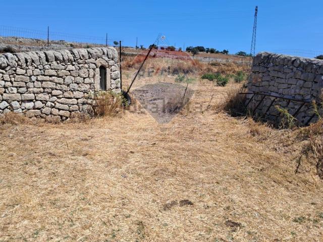 Terreno in vendita a Ragusa, Sicilia