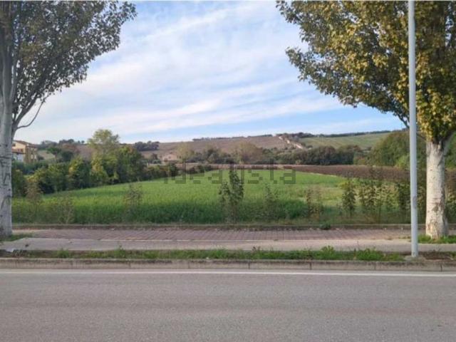 Terreno in vendita a Marotta, Mondolfo